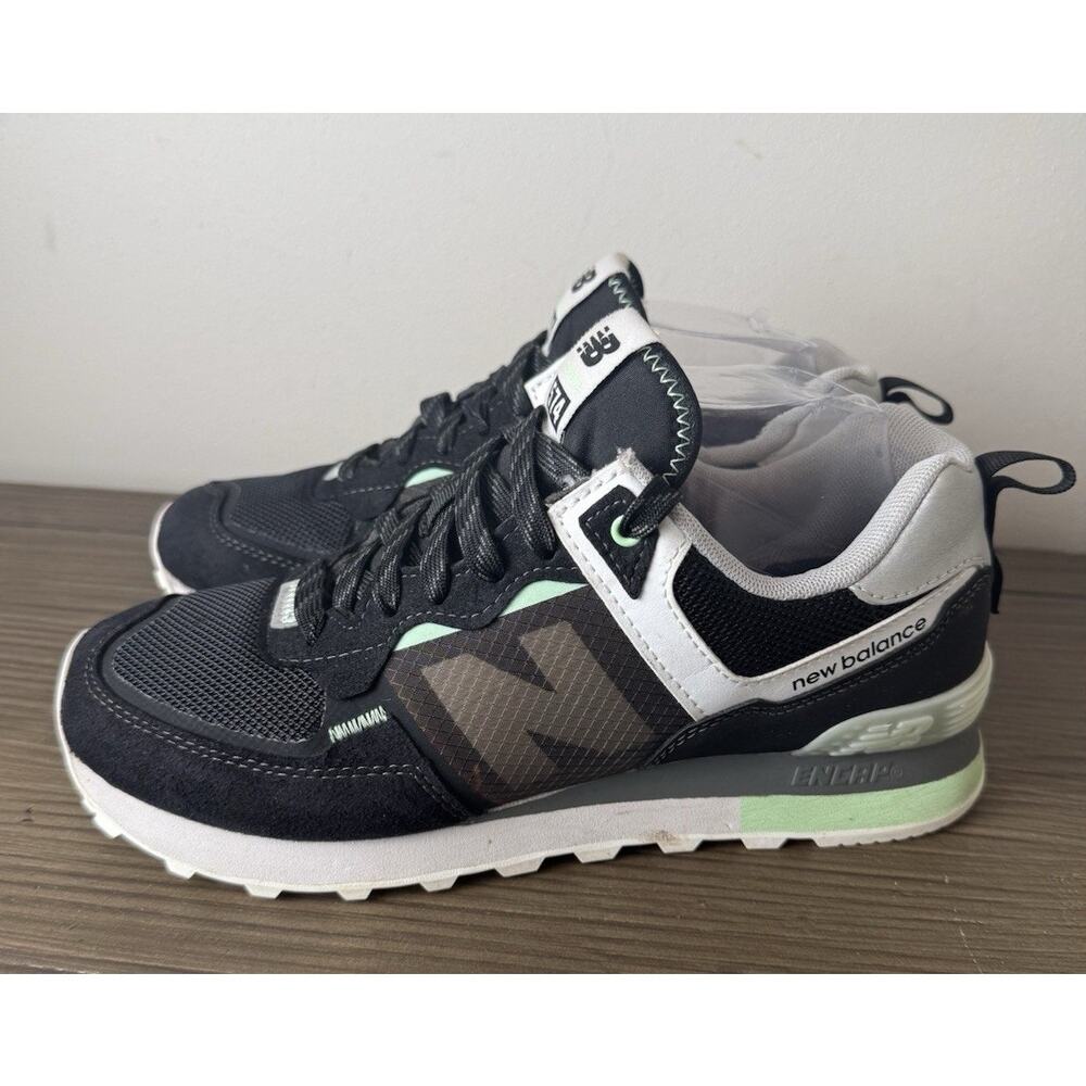New Balance 574 Women's Sz 8 Black Mint Green Sneakers WL574IU2